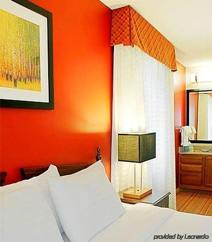 By Marriott Cleveland Independence