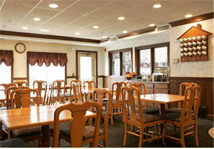 By Marriott Cleveland Hotel 3*